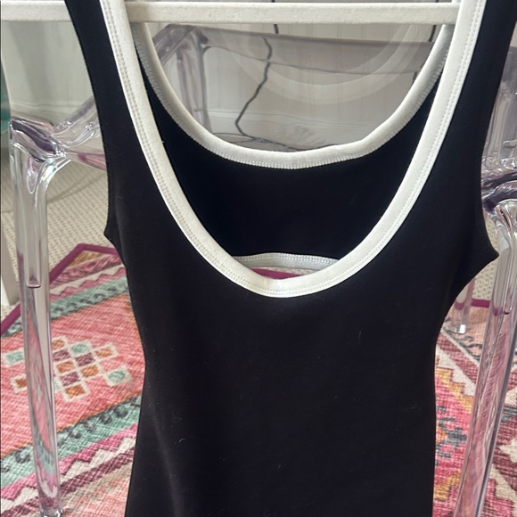 H&M Black Maxi Dress with White Accents - Picture 4 of 4